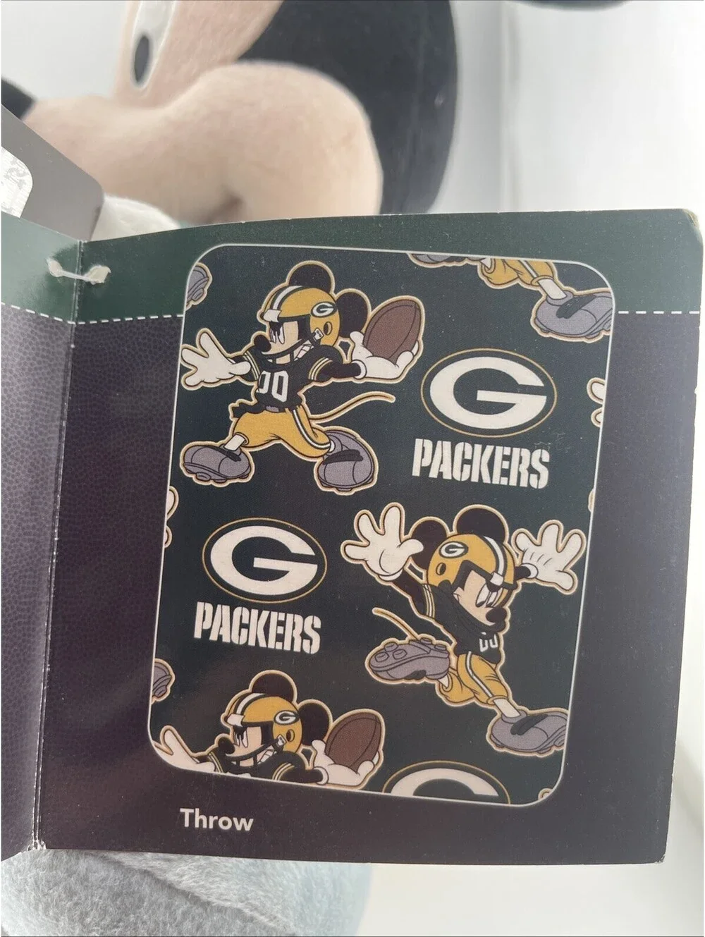 Green Bay Packers Mickey Mouse Throw Blanket NFL Offical Brand New